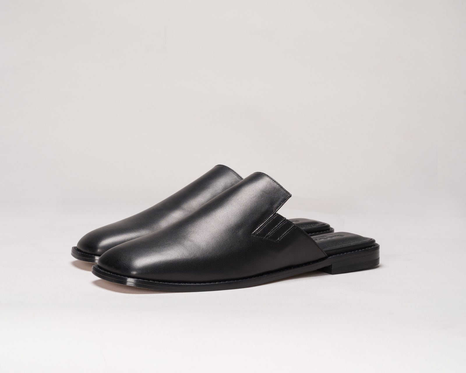 Slippers - Black