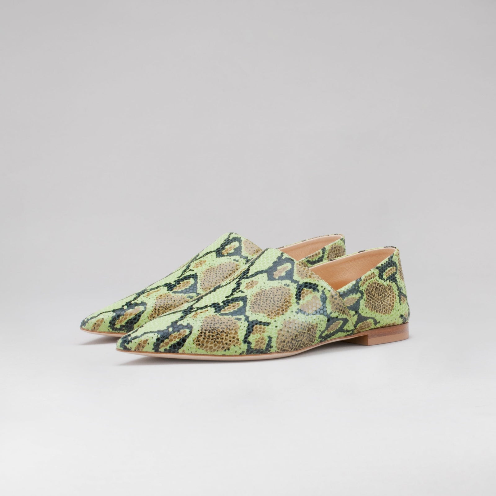 Witch - Green Python