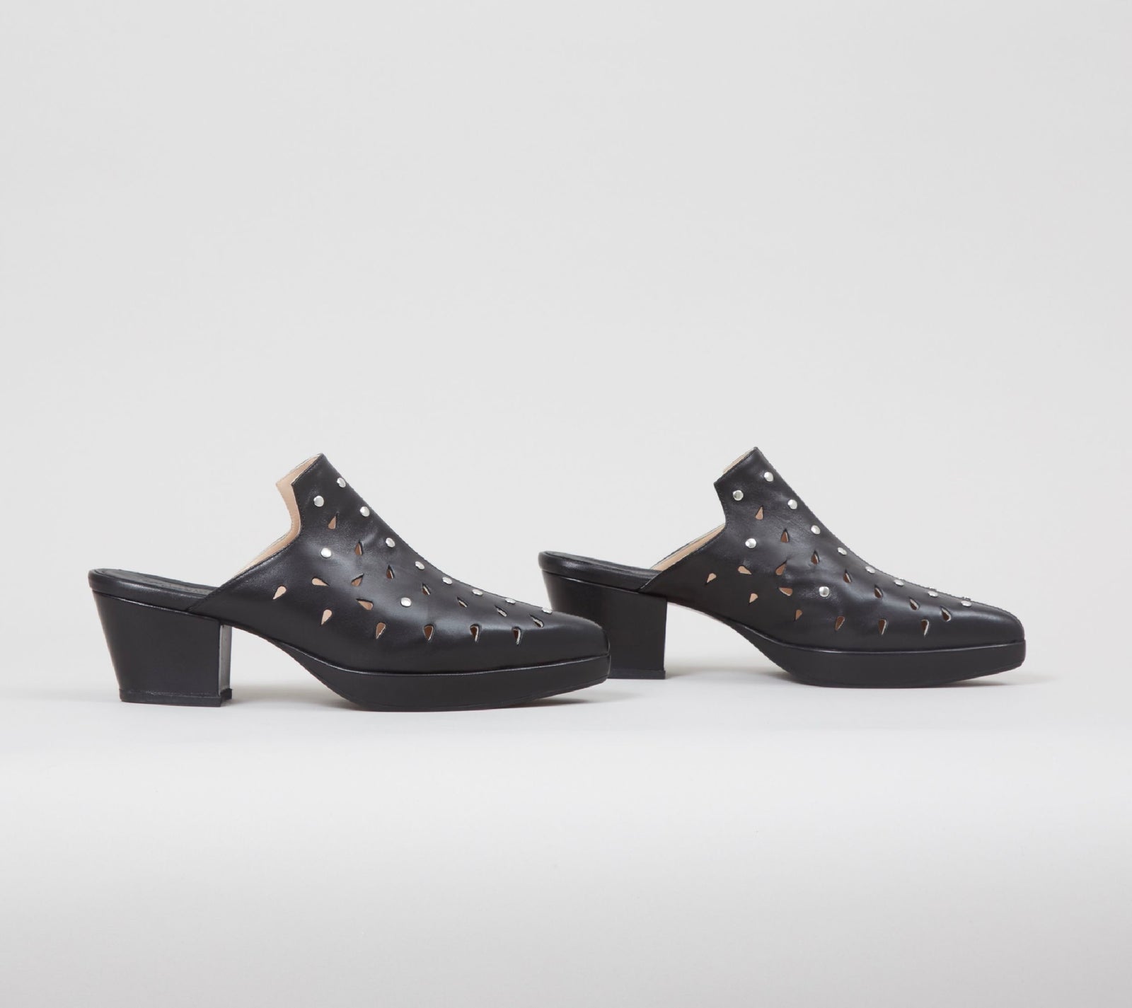 Mules PREORDER - Black